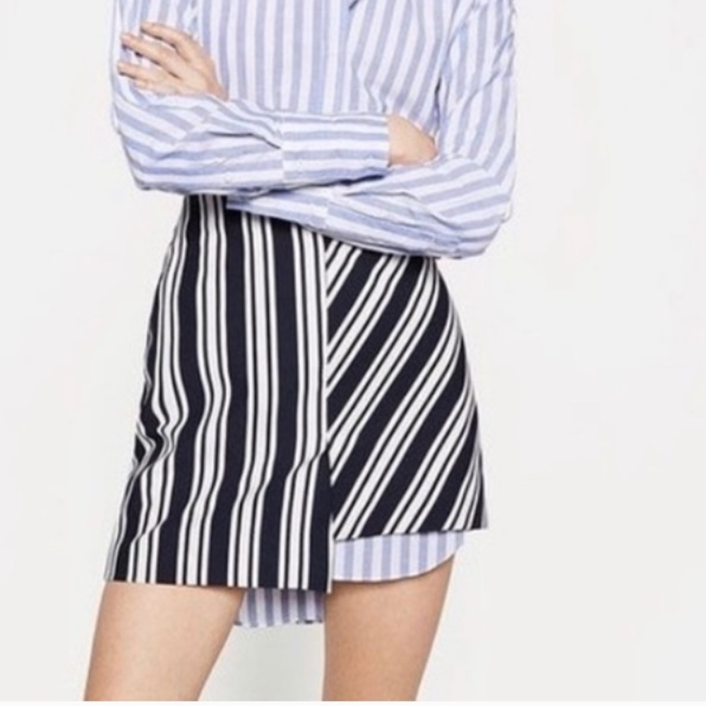 ZARA never worn asymmetrical mini skirt